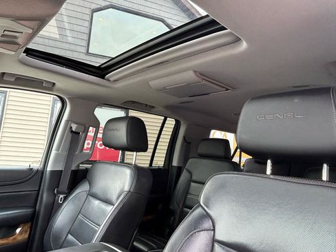 Used 2015 GMC Yukon XL Denali w/ Touring Package AWD/4WD image 20