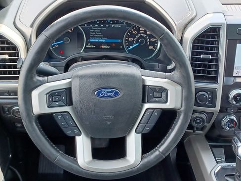 Used 2018 Ford F150 Lariat w/ Equipment Group 502A Luxury AWD/4WD image 28
