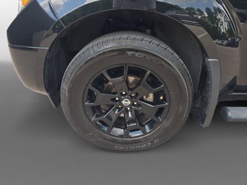 Used 2021 Nissan Frontier SV w/ Midnight Edition Floor Mats AWD/4WD image 10