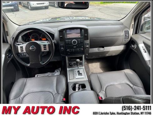 Used 2012 Nissan Pathfinder Silver image 9