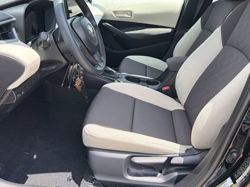 New 2026 Toyota Corolla LE FWD image 9
