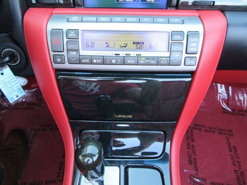 Used 2007 Lexus SC 430 Convertible image 39