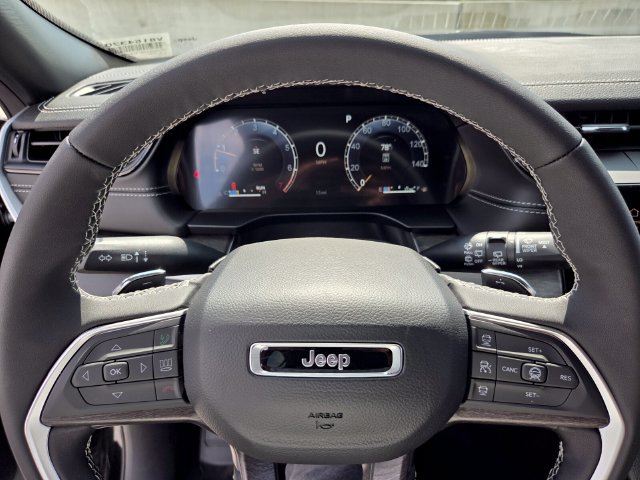New 2027 Jeep Grand Cherokee Altitude RWD image 23