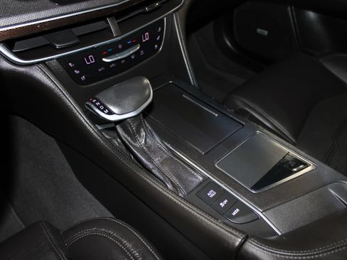 Used 2016 Cadillac CT6 Luxury RWD image 23