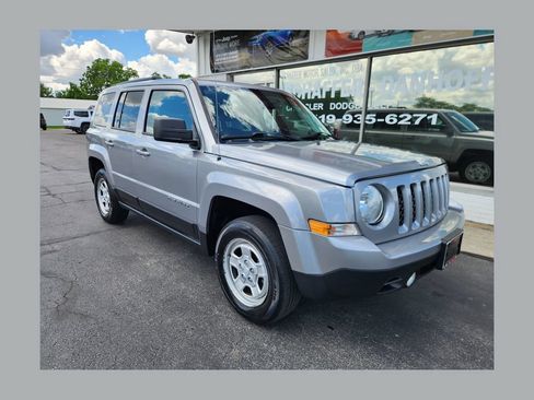 Used 2017 Jeep Patriot Sport w/ Power Value Group AWD/4WD image 1