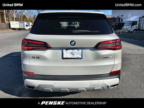 Used 2023 BMW X5 xDrive40i w/ Parking Assistance Package image 24
