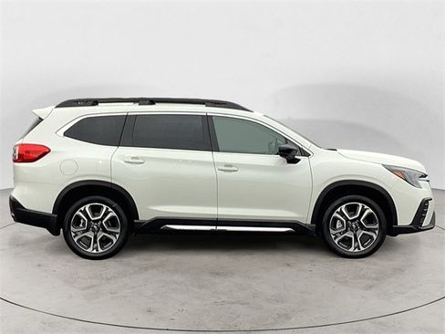 New 2026 Subaru Ascent Limited image 6