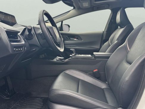 Used 2026 Toyota Prius XLE image 14