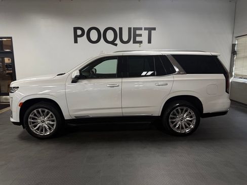 Used 2022 Cadillac Escalade Premium Luxury AWD/4WD image 1