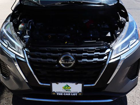 Used 2021 Nissan Kicks SV FWD image 57