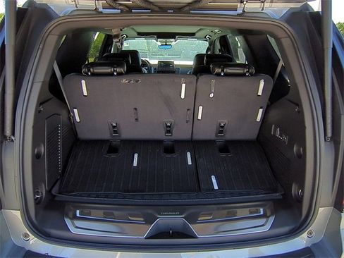 Used 2024 Chevrolet Tahoe Premier w/ Premium Package image 13