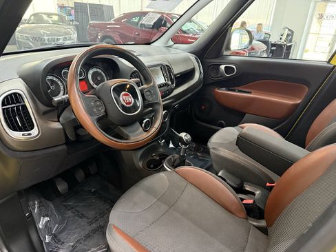 Used 2016 FIAT 500L Trekking FWD image 21