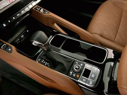 Certified 2024 Kia Telluride SX X-Line AWD/4WD image 17