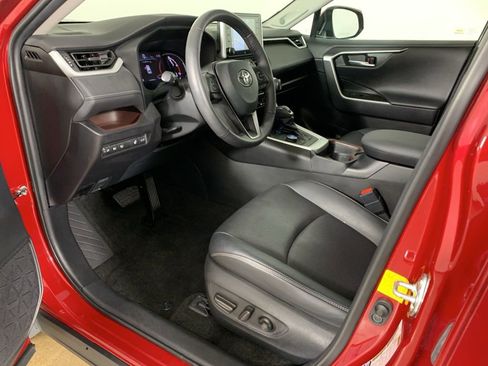 Used 2021 Toyota RAV4 Limited w/ Limited Grade Weather Package image 32