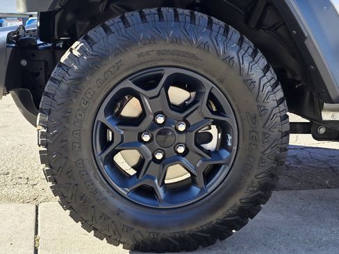 Certified 2023 Jeep Wrangler Unlimited image 9