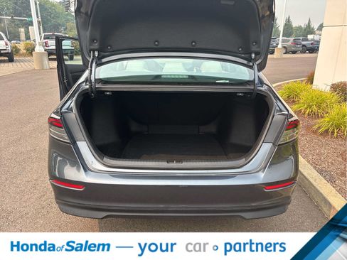 Used 2023 Honda Accord EX image 19