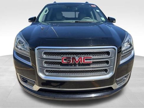 Used 2017 GMC Acadia Limited SLT image 2
