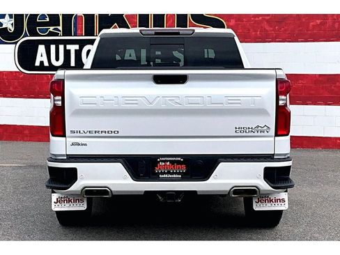 Used 2022 Chevrolet Silverado 1500 High Country AWD/4WD image 4