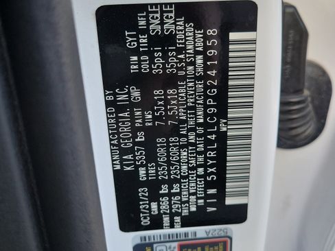 Used 2023 Kia Sorento S w/ Panoramic Sunroof Package FWD image 28