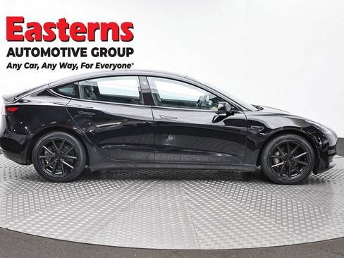 Used 2018 Tesla Model 3 Long Range RWD image 4