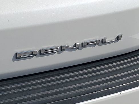 Used 2021 GMC Yukon Denali w/ Denali Premium Package image 41