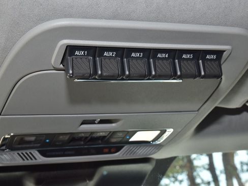 Used 2024 Ford F250 Limited AWD/4WD image 35