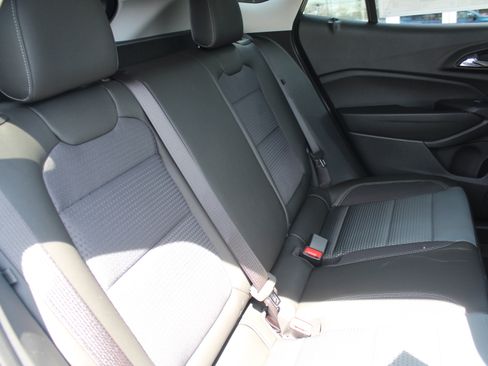 New 2026 Chevrolet Trax LT image 16