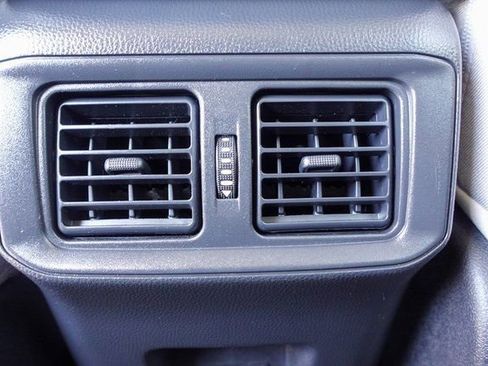 Used 2022 Toyota RAV4 XLE image 30