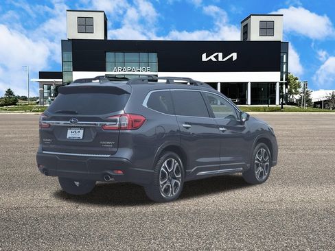 Used 2024 Subaru Ascent Touring AWD/4WD image 5