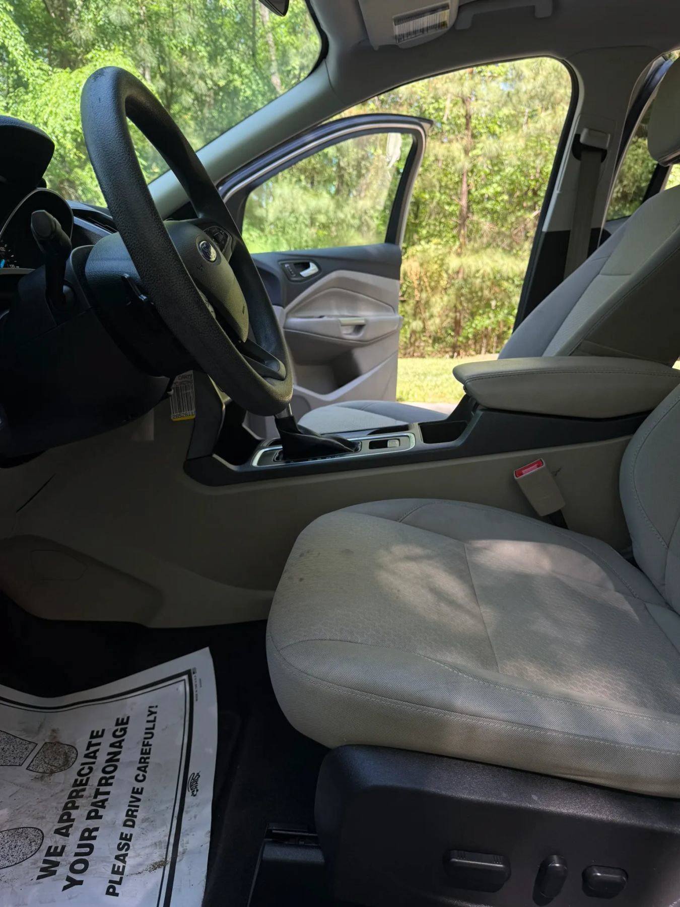 Used 2017 Ford Escape SE FWD image 10