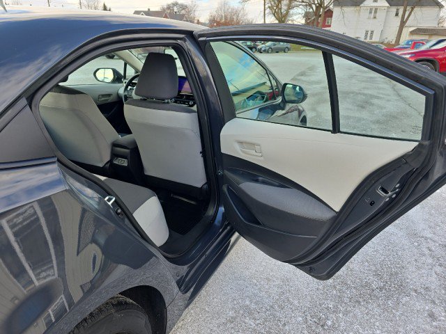 Used 2023 Toyota Corolla LE FWD image 36
