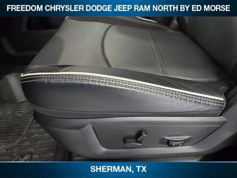 Used 2025 RAM 2500 Laramie image 18