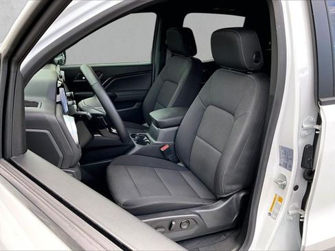 Used 2024 Chevrolet Colorado LT w/ LT Convenience Package II RWD image 27