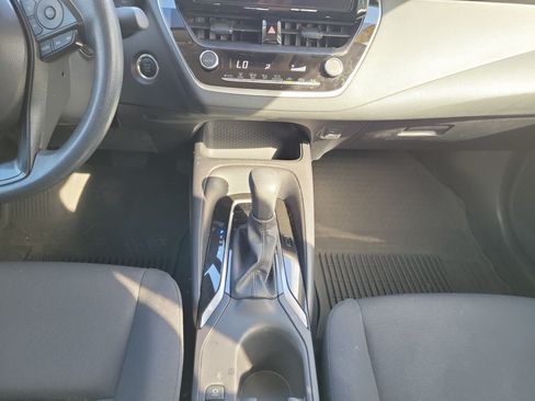 Used 2025 Toyota Corolla LE w/ Convenience Package FWD image 19