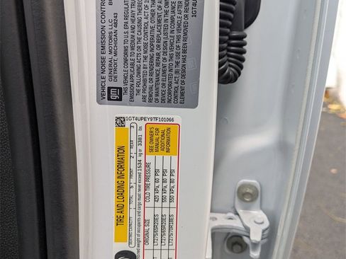 New 2026 GMC Sierra 2500 AT4 w/ AT4 Premium Plus Package image 24