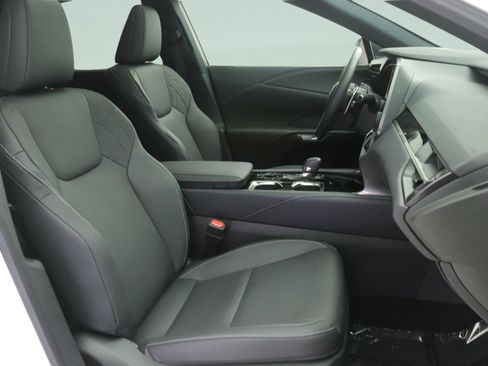 Used 2024 Lexus RX 350 FWD w/ Technology Package image 28