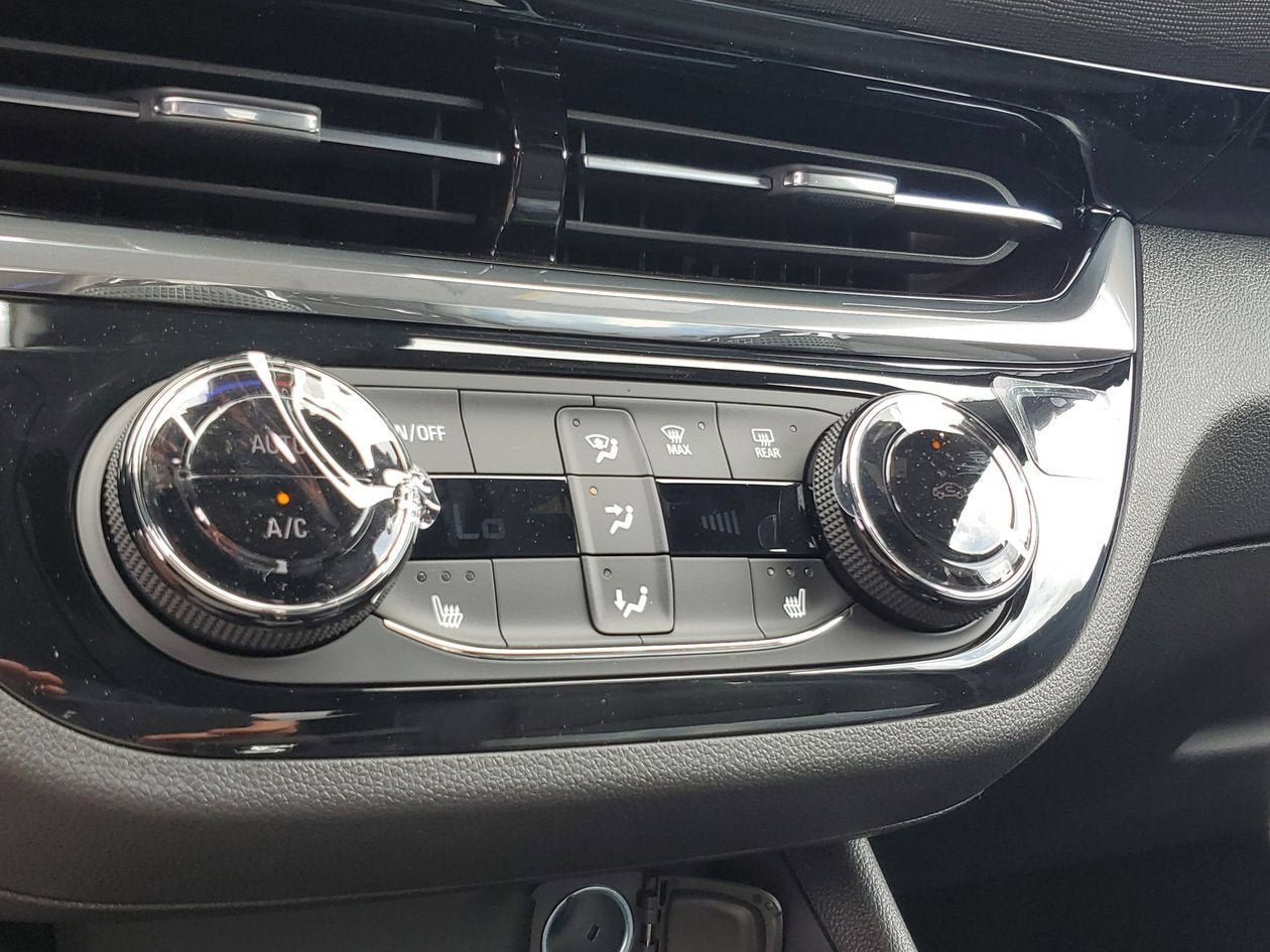 New 2026 Buick Envista Sport Touring w/ Convenience I Package FWD image 22