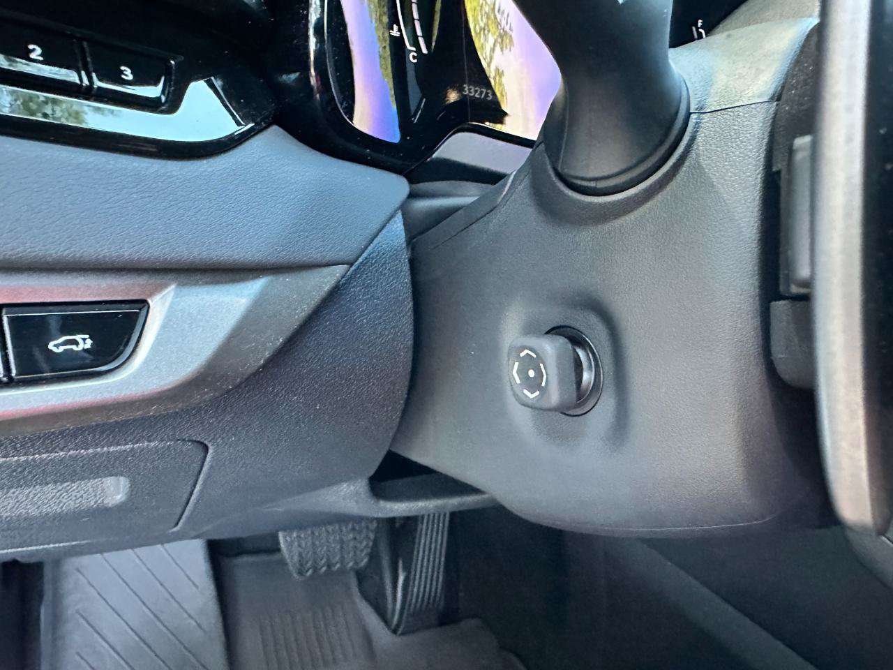 Used 2023 Lexus RX 350 FWD w/ Cold Area Package image 42