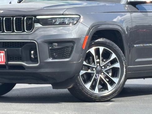Used 2022 Jeep Grand Cherokee L Overland w/ Advanced Protech Group III image 2