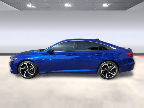 Used 2022 Honda Accord Sport image 2