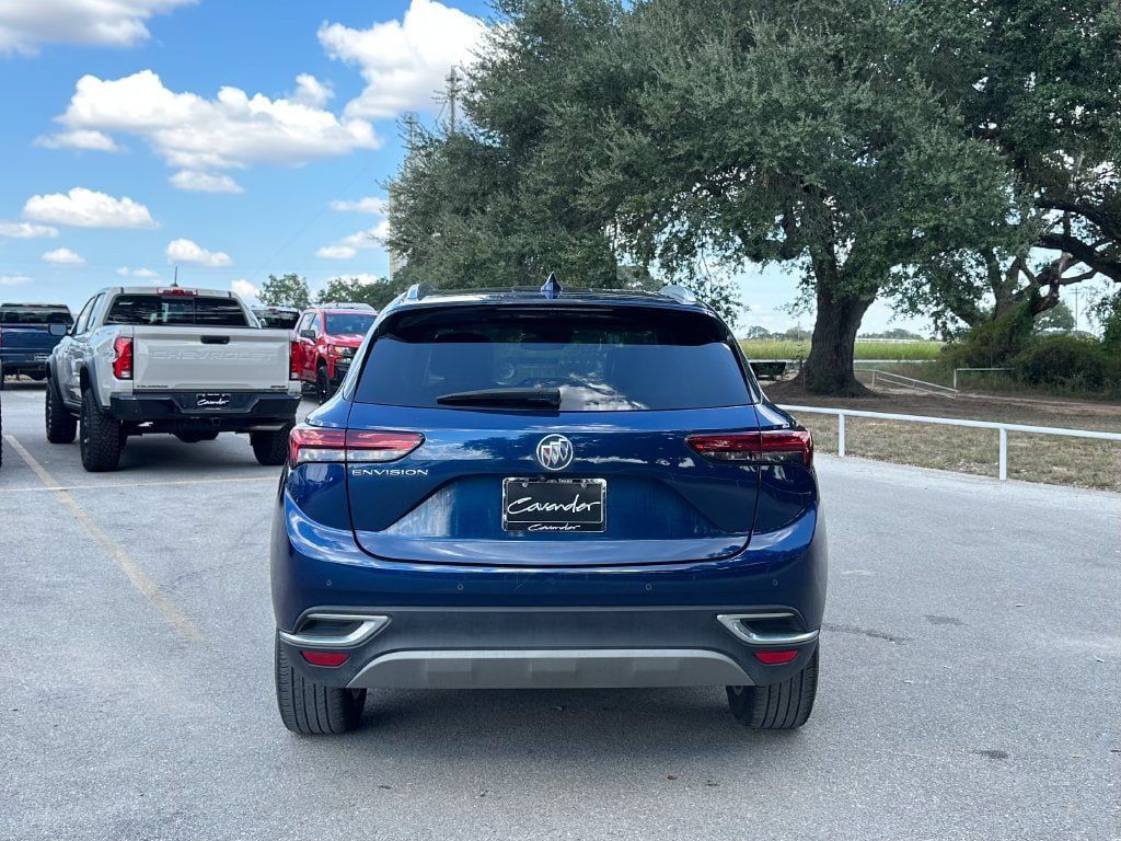 Used 2023 Buick Envision Preferred FWD image 6