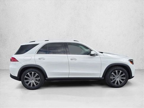 Used 2024 Mercedes-Benz GLE 450 4MATIC image 4