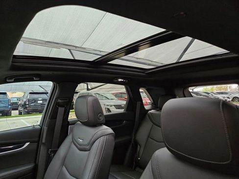 New 2025 Cadillac XT5 Premium Luxury w/ Technology Package image 10