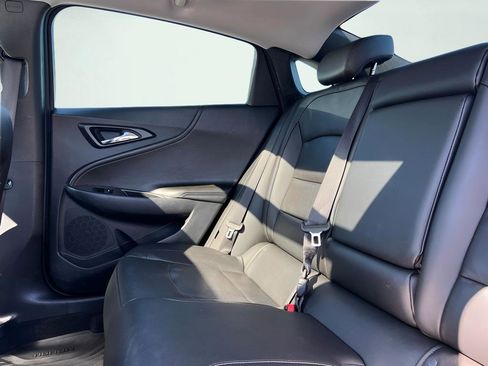 Used 2018 Chevrolet Malibu LT w/ True North Edition FWD image 22