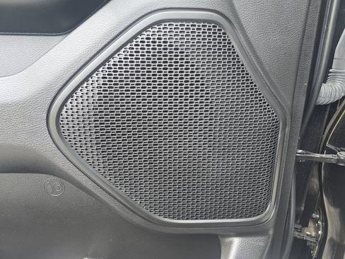 Used 2025 RAM 1500 Lone Star AWD/4WD image 25