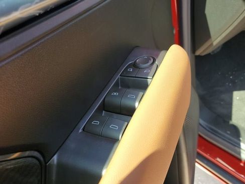 New 2026 GMC Canyon AT4 AWD/4WD image 18
