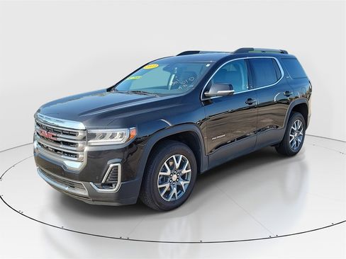 Used 2023 GMC Acadia SLT image 2