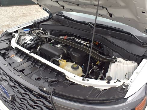 Used 2025 Ford Explorer 4WD Police Interceptor image 32