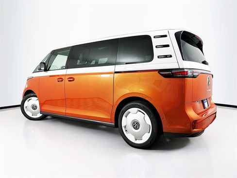 New 2025 Volkswagen ID. Buzz 1st Edition image 6