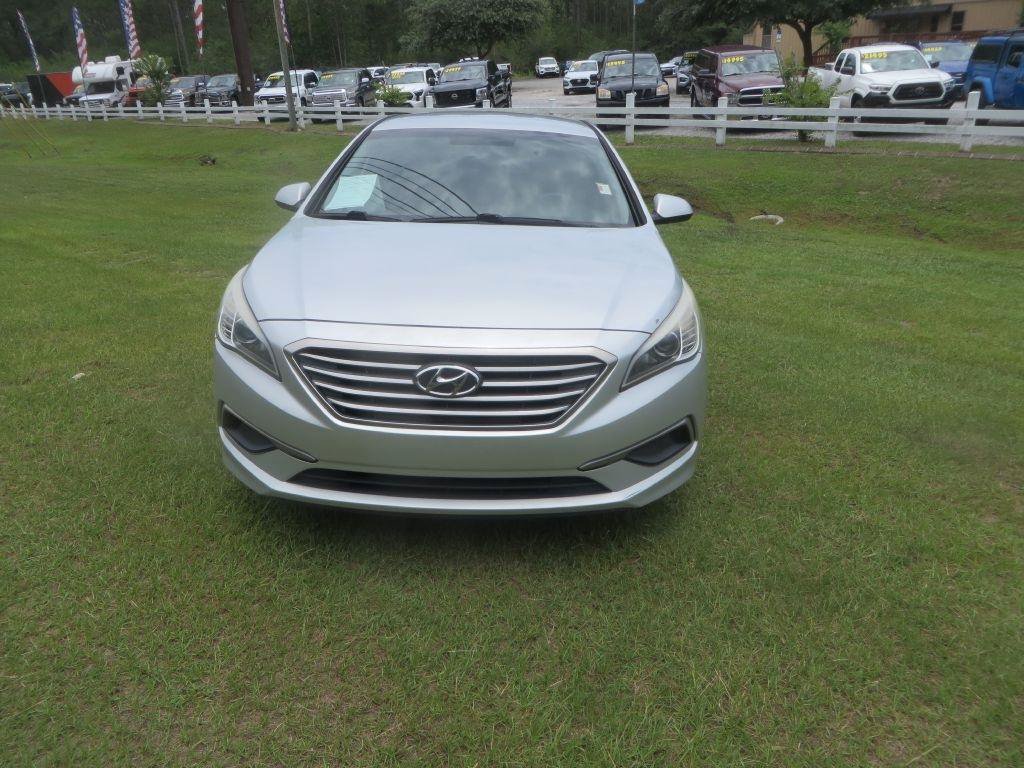 Used 2016 Hyundai Sonata SE FWD image 3